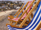 Deck Chairs for Hire on the Beach, St. Ives, United Kingdom Fotografie-Druck von Glenn Beanland