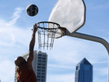 Urban Basketball Action Photographie par Kevin Radford