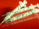 Syringes with Cash Inside Lámina fotográfica Syringes with Cash Inside Lámina fotográfica