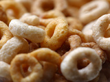 Close-up of Round Frosted Breakfast Cereal Fotografie-Druck