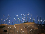 Wind Generators Across Tehachapi Landscape, Tacoma, California, USA Photographie par Stephen Saks