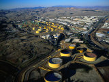 Aerial of Buildings and Tanks in Oil Refinery, Vallejo, USA Photographie par Jim Wark