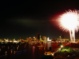 Labor Day Festival Fireworks, Maumee River Photographic Print by Jeff Greenberg