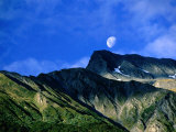 Moonrise Over Mt. Broome, Mt. Aspiring National Park, Otago, New Zealand Photographie par Gareth McCormack