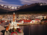 Harbour of City, Ushuaia, Argentina Photographie par Wayne Walton