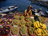 Vendor Selling Fruit at the Fish Market, Tripoli, Tarabulus, Libya Fotografisk tryk af Doug McKinlay