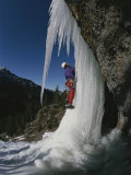 Climbing the Ice at Hyalite Canyon, Montana Photographie par Bobby Model