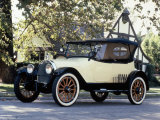 1918 Oldsmobile Model 45A Club Roadster Photographic Print