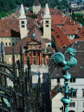 Sculpted Cock Standing High Above Entrance, Prague, Czech Republic Photographie par Richard Nebesky