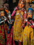 Rajasthani Puppets For Sale In Street Stall, Jaipur, India Lámina fotográfica por Anders Blomqvist Rajasthani Puppets For Sale In Street Stall, Jaipur, India Lámina fotográfica por Anders Blomqvist