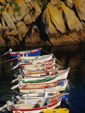Row of Fishing Boats Moored in a Small Harbour Near Plouhinec, Cape Sizun, Brittany, France Photographie par Jean-Bernard Carillet