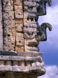 Chac Masks Carved in Stone on Exterior Walls of Temple in the Nunnery Quadrangle, Uxmal, Mexico Photographie par John Elk III