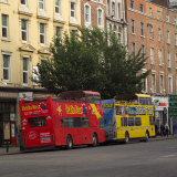 Dublin Ireland - Buses Lámina fotográfica por Keith Levit
