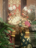 Balinese Legong Dancers, Indonesia Photographie par Stuart Westmoreland