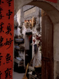 Courtyard of Huizhou-styled House with Calligraphy Couplet, China Photographie par Keren Su