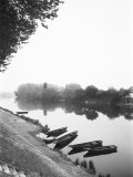 Boats along the River Vienne, Tourain, France Photographie par Walter Bibikow