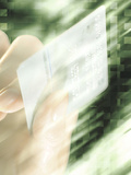 Blurred Hand with Credit Card Lámina fotográfica Blurred Hand with Credit Card Lámina fotográfica