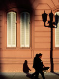 Pedestrian and Shadows Outside Casa Rosada, Plaza De Mayo, Buenos Aires, Argentina Photographie par Michael Taylor