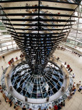 Overhead of Spiral Ramp and Mirrored Construction in Reichstag, Berlin, Germany Photographie par Martin Moos