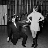 Ringo Starr with Cilla Black at BBC TV Theatre on Location for Cilla's New Show Cilla, 1968 Lámina fotográfica Ringo Starr with Cilla Black at BBC TV Theatre on Location for Cilla's New Show Cilla, 1968 Lámina fotográfica