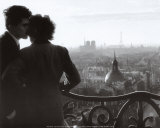 Les Amoureux de la Bastille, c.1957 Pósters por Willy Ronis Les Amoureux de la Bastille, c.1957 Pósters por Willy Ronis