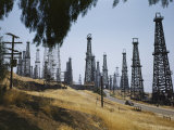 Oil Rigs Line the Road Near Long Beach Photographie