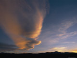 Twilight View with High Clouds Photographie