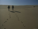 Hikers on Sand Dunes, Fraser Island, Coastal Australia Photographic Print by Sam Abell