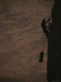 Andy Deklerk Hangs on a Rope During the Kaga Pamari Climb Photographie