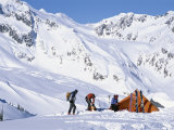 Ski camping in the Selkirk Range, British Columbia, Canada Lámina fotográfica por Jimmy Chin Ski camping in the Selkirk Range, British Columbia, Canada Lámina fotográfica por Jimmy Chin