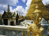 View of Wat Phra Kaeo, Bangkoks Most Famous Religious Site Photographie