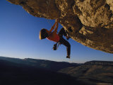 Young Woman Climbing the Rock Feature Called Perry the Wind Photographie