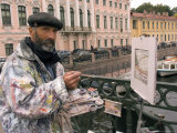 An Artist Paints a Street Scene Photographie