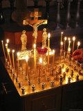 Candles are Lit at the Church of the Resurrection Lámina fotográfica