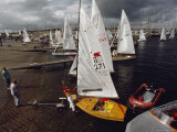 Yachtsmen Beach Their Craft after an International Regatta Lámina fotográfica por Cotton Coulson