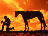 Silhouette of the Cowboy Sculpture, Henrietta, Texas, USA Photographie par Bill Bachmann