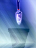 Pot and Spade with Dollar Sign Lámina fotográfica Pot and Spade with Dollar Sign Lámina fotográfica