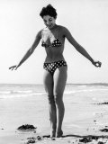 Polka Dot Bikini 1950s Fotografie-Druck