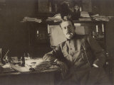 Giacomo Puccini Italian Composer in His Study Lámina fotográfica