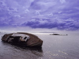 Sailboat Wreck, Person on Rock Photographie par William Swartz