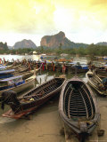 Fishing Boats, Krabi, Thailand Photographie par Kevin Law