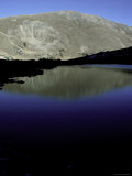 Mountain Reflected in a Blue Lake, Colorado Affiches par Michael Brown