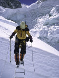 Crossing Ladders Through the Khumbu Ice Fall, Nepal Affiches par Michael Brown