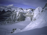 Mountains in Nepal Poster par Michael Brown