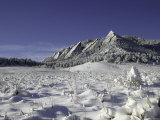 Winterscene of the Flatirons in Boulder, Colorado Photo by Dörte Pietron