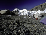 Tents, Tibet Posters par Michael Brown