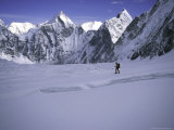Mountain Scenery from the Western Comb, Nepal Posters par Michael Brown