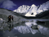 Trekking Shishapangma Area, Tibet Affiches par Michael Brown