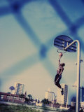 Man Playing Basketball Lámina fotográfica Man Playing Basketball Lámina fotográfica