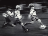 Fleet Footed Soccer Players Fotografie-Druck